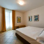Aquazzurra Resort&aparthotel