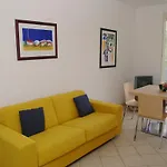 Hotel Aquazzurra & 4*
