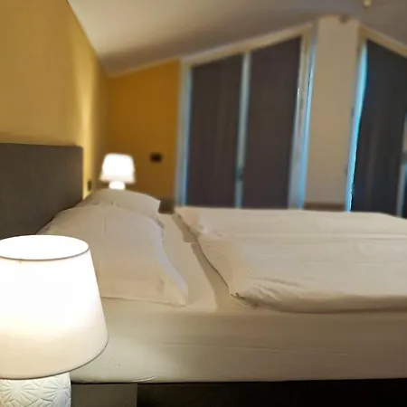 Aquazzurra & Cannobio