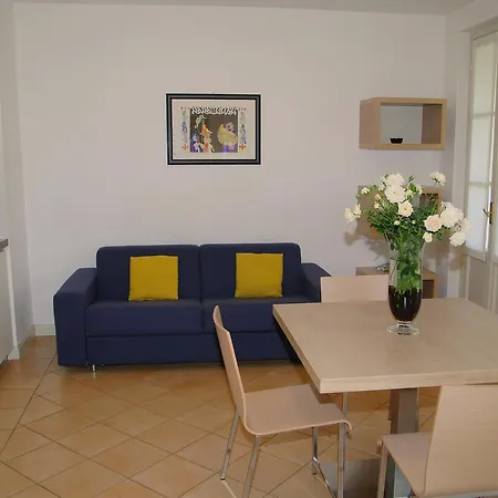 Hotel Aquazzurra &