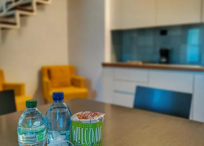 Aquazzurra & 4* カンノビオ